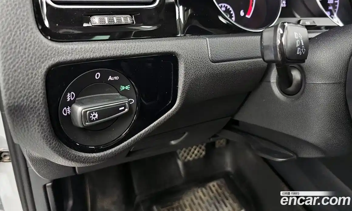 Volkswagen Golf 2015 2.0 гидро в Москве № 171078, фото 14