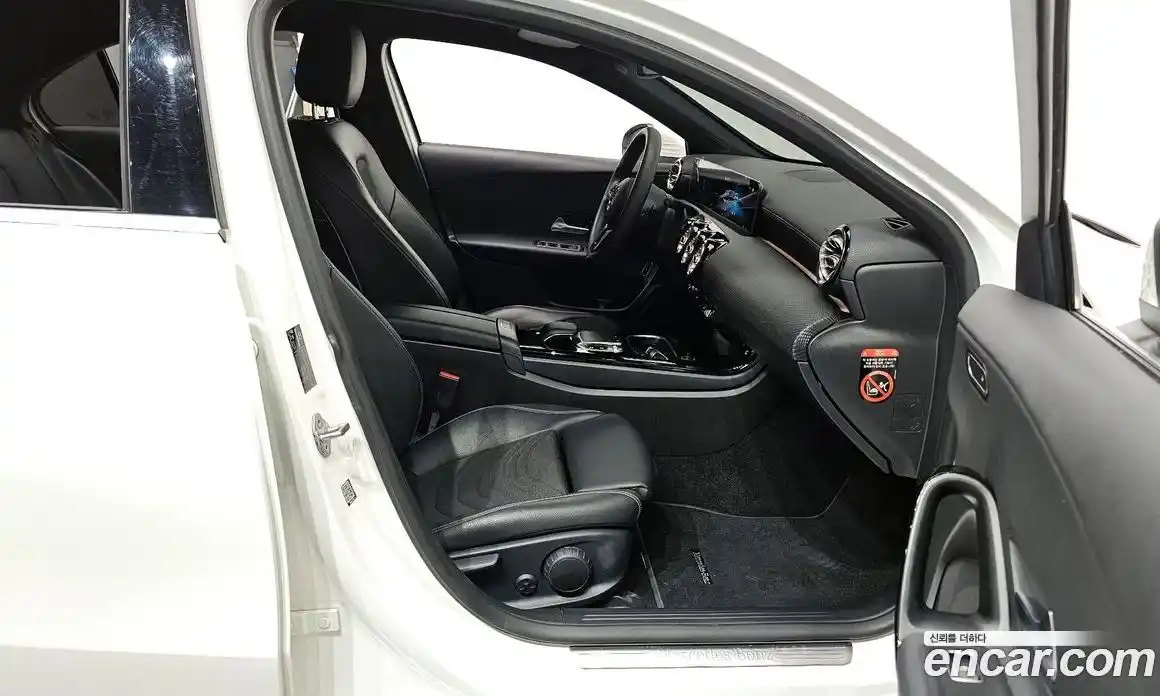 Mercedes-Benz A-Class 2020 2.0 гидро в Москве № 178843, фото 11