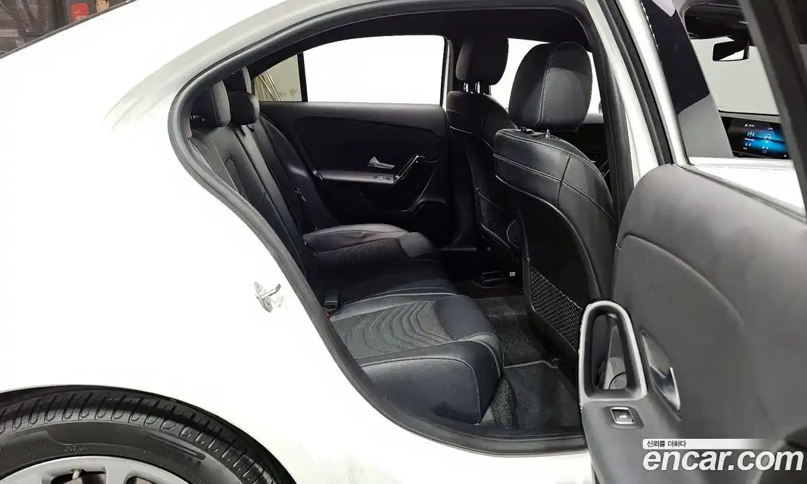 Mercedes-Benz A-Class 2020 2.0 гидро в Москве № 178843, фото 12