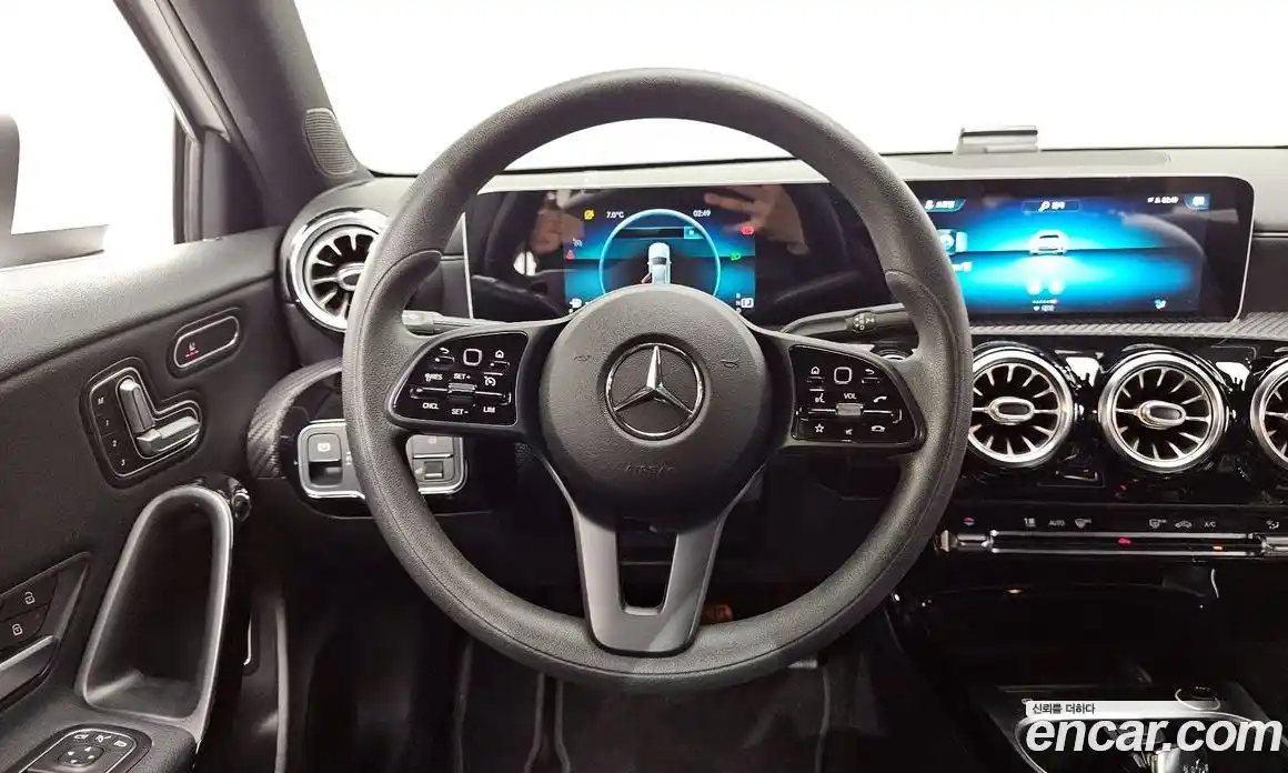 Mercedes-Benz A-Class 2020 2.0 гидро в Москве № 178843, фото 13