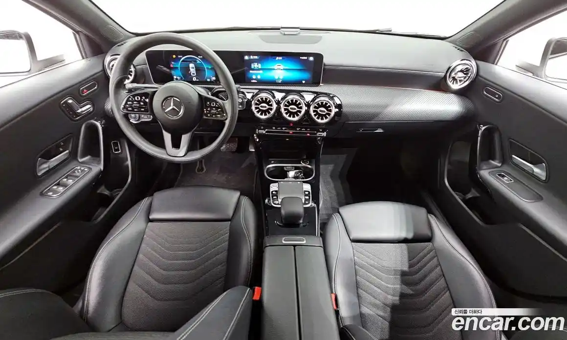 Mercedes-Benz A-Class 2020 2.0 гидро в Москве № 178843, фото 7