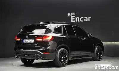 BMW X1 2021 2.0 гидро в Москве № 191536, миниатюра 2