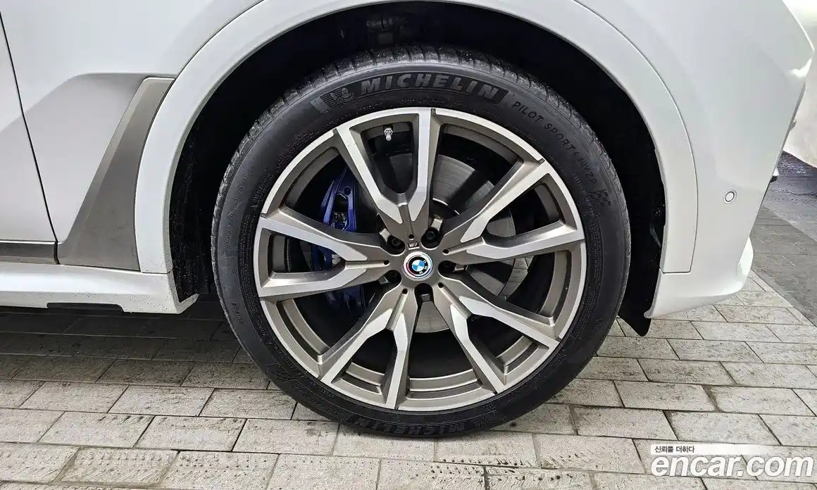 BMW X7 2021 4.4 гидро в Москве № 192388, фото 5