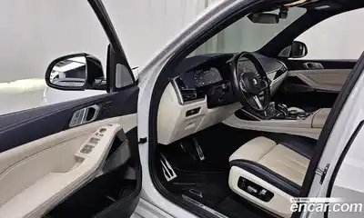 BMW X7 2021 4.4 гидро в Москве № 192388, миниатюра 10