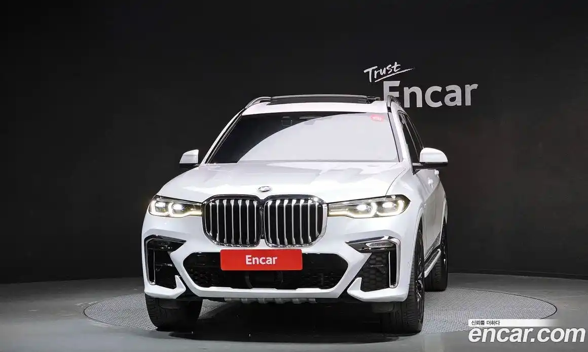 BMW X7 2022 3.0 гидро в Москве № 192489, фото 3