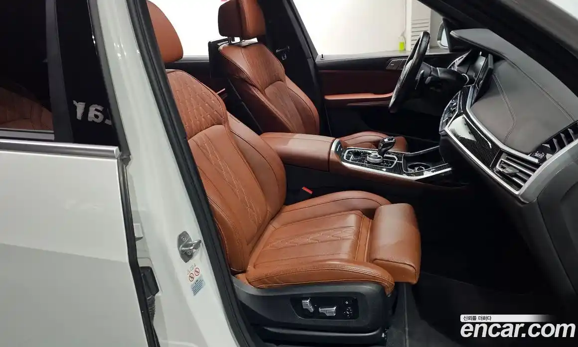 BMW X7 2022 3.0 гидро в Москве № 192489, фото 10