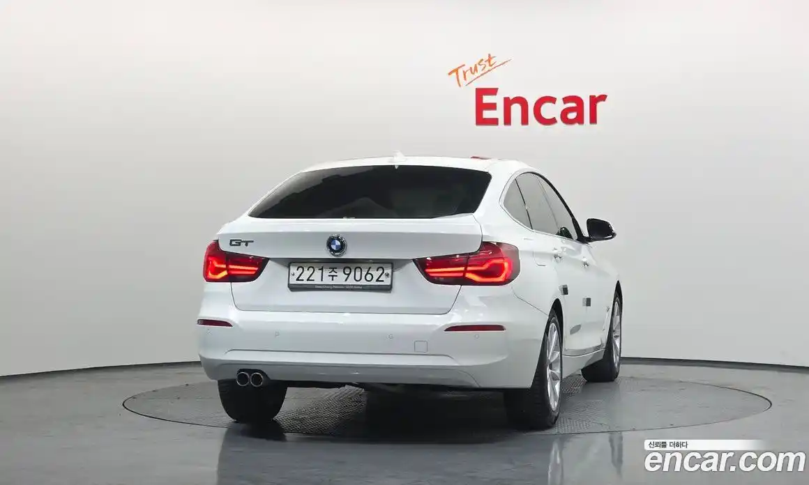 BMW 3-Series 2019 2.0 Автомат в Москве № 193084, фото 4