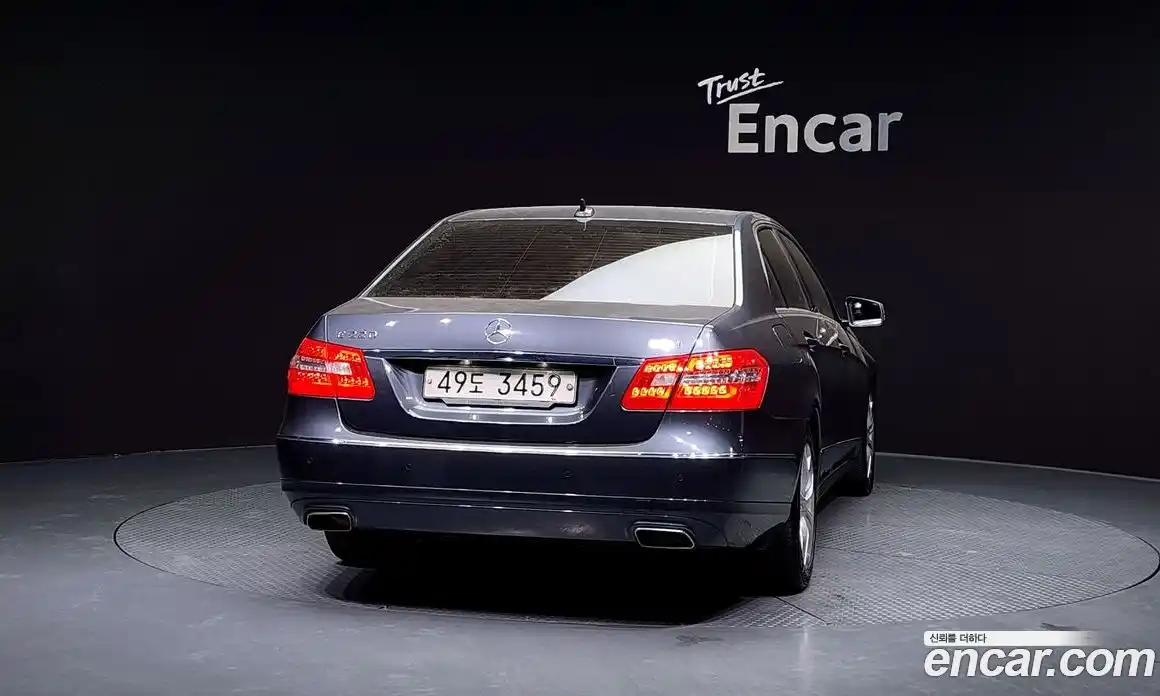 Mercedes-Benz E-Class 2013 2.1 гидро в Москве № 194868, фото 4