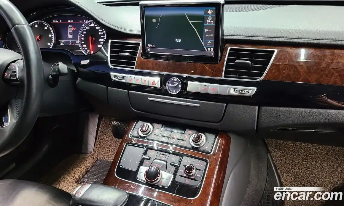 Audi A8 2013 3.0 гидро в Москве № 196885, фото 10