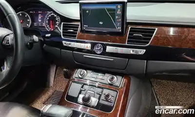 Audi A8 2013 3.0 гидро в Москве № 196885, миниатюра 10