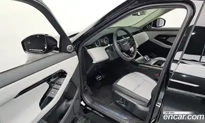 Land Rover Range-Rover Evoque 2025 2.0 гидро в Москве № 198057, миниатюра 11