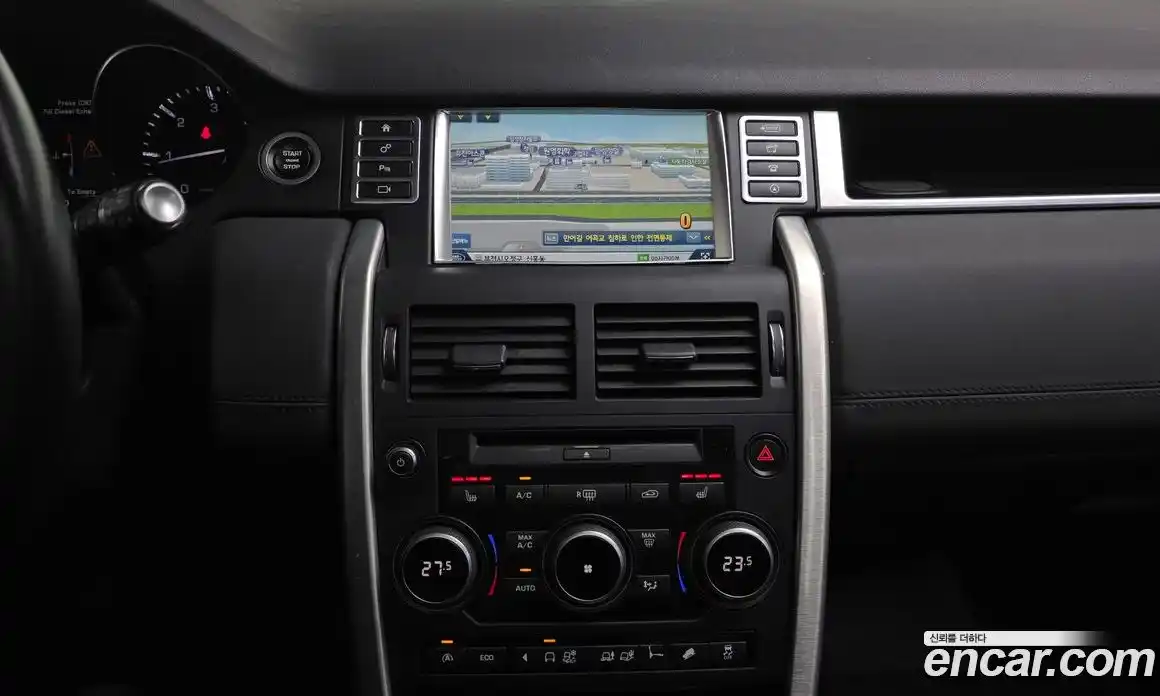 Land Rover Discovery Sport 2016 2.0 гидро в Москве № 198142, фото 14