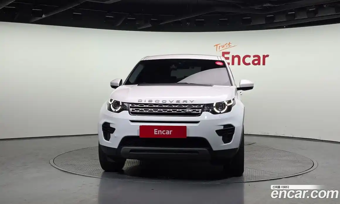 Land Rover Discovery Sport 2016 2.0 гидро в Москве № 198142, фото 3