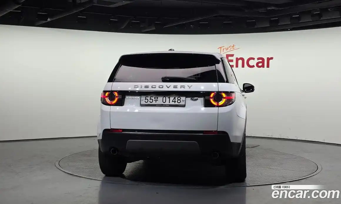 Land Rover Discovery Sport 2016 2.0 гидро в Москве № 198142, фото 4