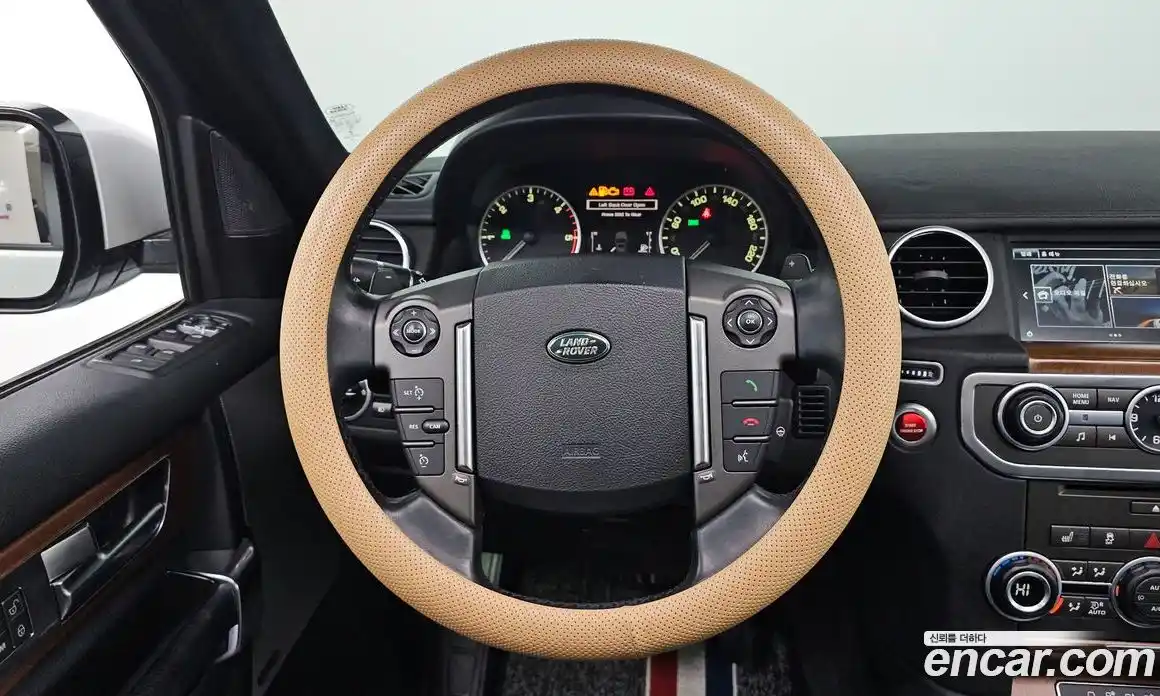 Land Rover Discovery 2016 3.0 гидро в Москве № 198255, фото 11