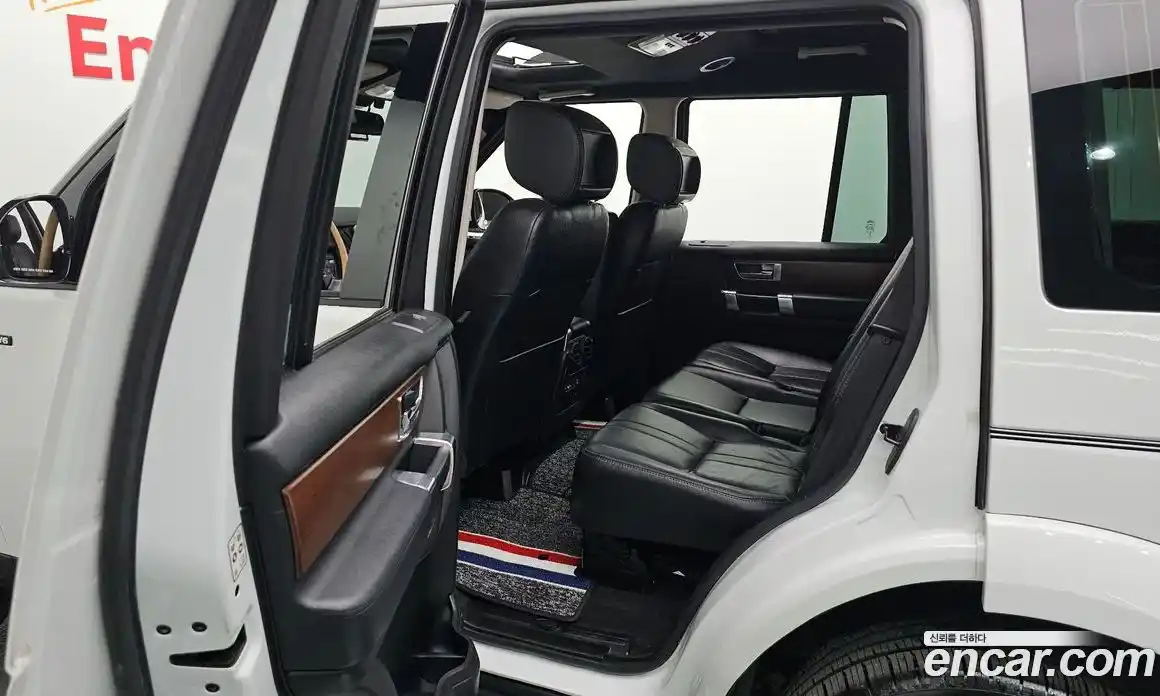 Land Rover Discovery 2016 3.0 гидро в Москве № 198255, фото 19