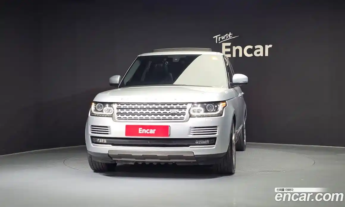 Land Rover Range-Rover 2016 4.4 гидро в Москве № 198263, фото 3