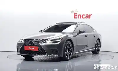 Lexus LS, 2021