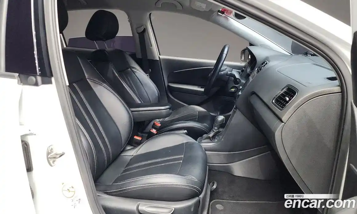 Volkswagen Polo 2015 1.4 гидро в Москве № 199133, фото 11