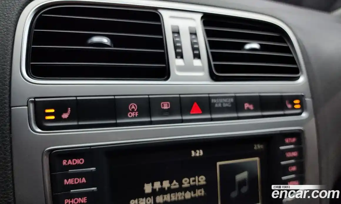 Volkswagen Polo 2015 1.4 гидро в Москве № 199133, фото 15
