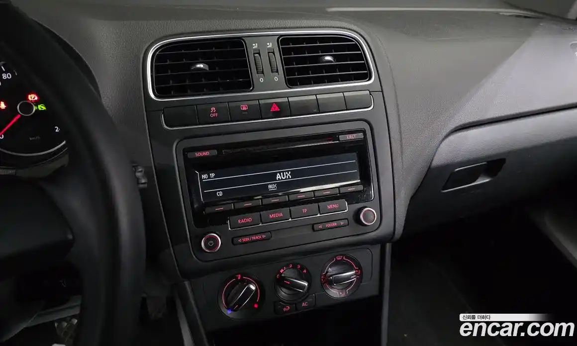 Volkswagen Polo 2014 1.6 гидро в Москве № 199244, фото 15