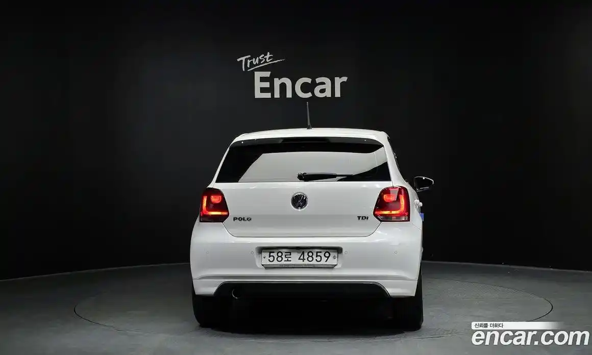 Volkswagen Polo 2014 1.6 гидро в Москве № 199244, фото 4