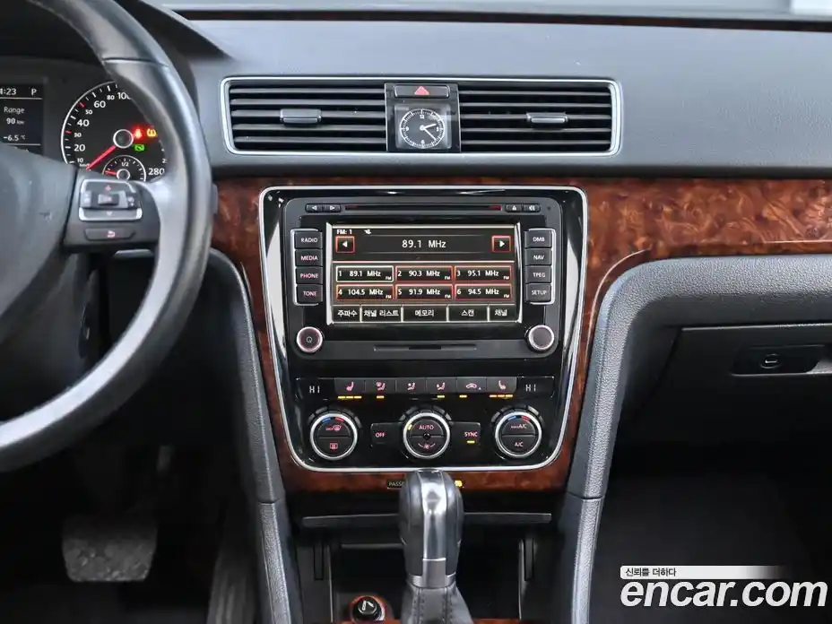 Volkswagen Passat 2013 2.5 гидро в Москве № 199319, фото 14
