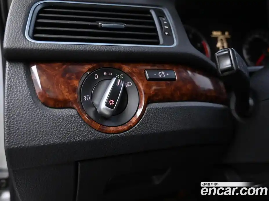 Volkswagen Passat 2013 2.5 гидро в Москве № 199319, фото 16