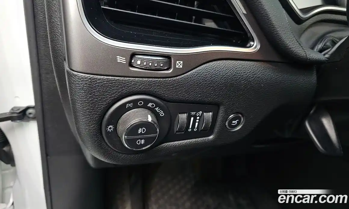 Jeep Cherokee 2022 2.4 гидро в Москве № 199486, фото 13