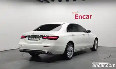 Mercedes-Benz E-Class 2022 2.0 гидро, миниатюра 2