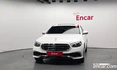 Mercedes-Benz E-Class 2022 2.0 гидро, миниатюра 3