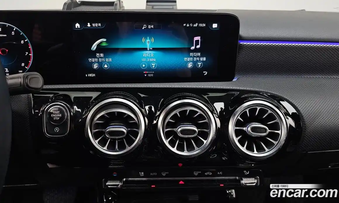 Mercedes-Benz A-Class 2021 2.0 гидро в Москве № 208355, фото 13
