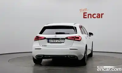 Mercedes-Benz A-Class 2021 2.0 гидро в Москве № 208355, миниатюра 3