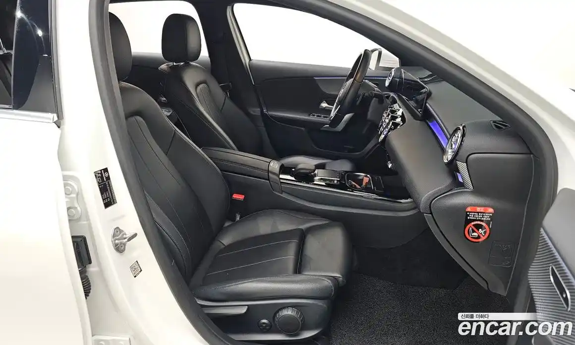 Mercedes-Benz A-Class 2021 2.0 гидро в Москве № 208355, фото 10