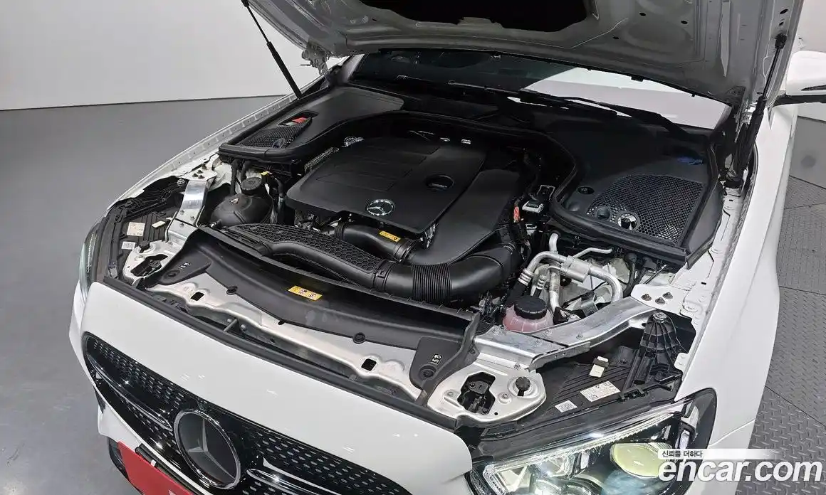 Mercedes-Benz E-Class 2020 2.0 гидро в Москве № 209275, фото 6