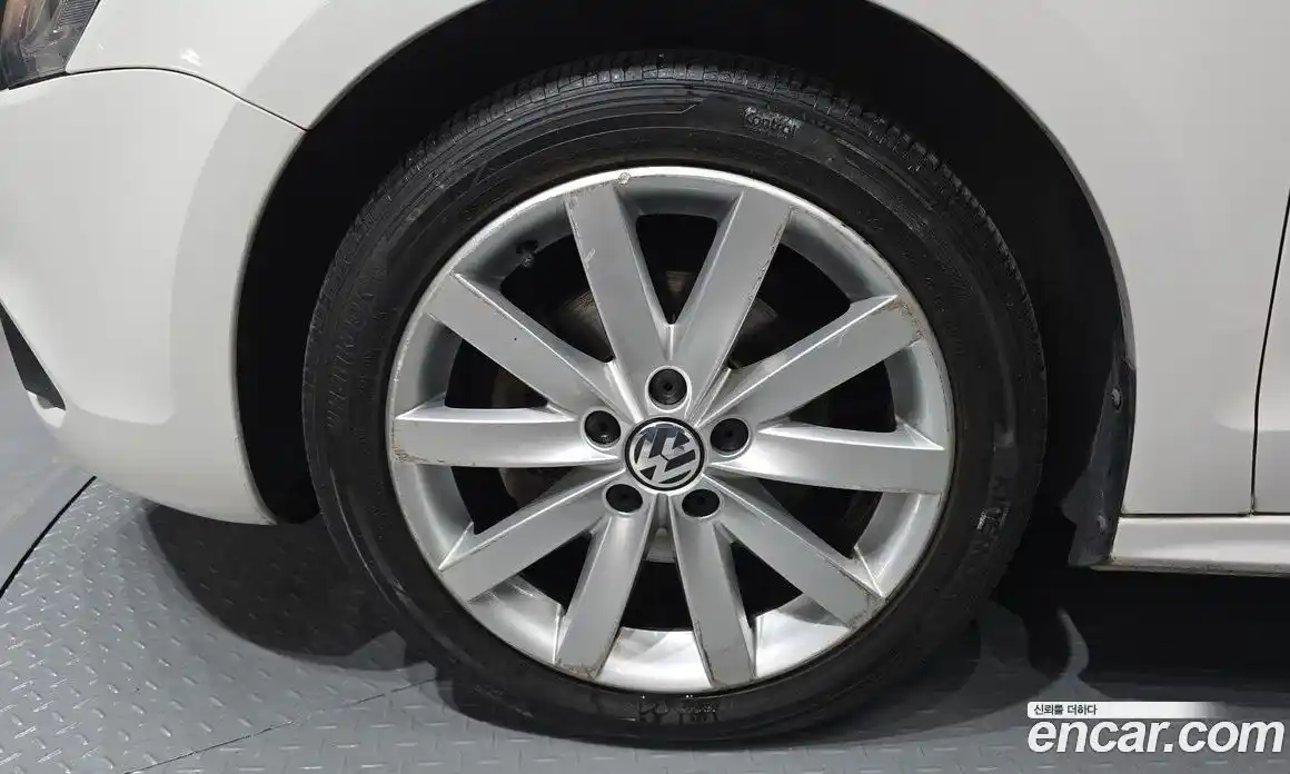 Volkswagen Jetta 2012 2.0 гидро в Москве № 210289, фото 5