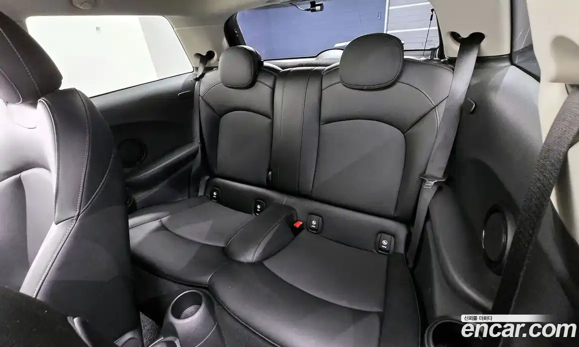 Mini Cooper 2018 1.5 гидро в Москве № 211091, фото 12