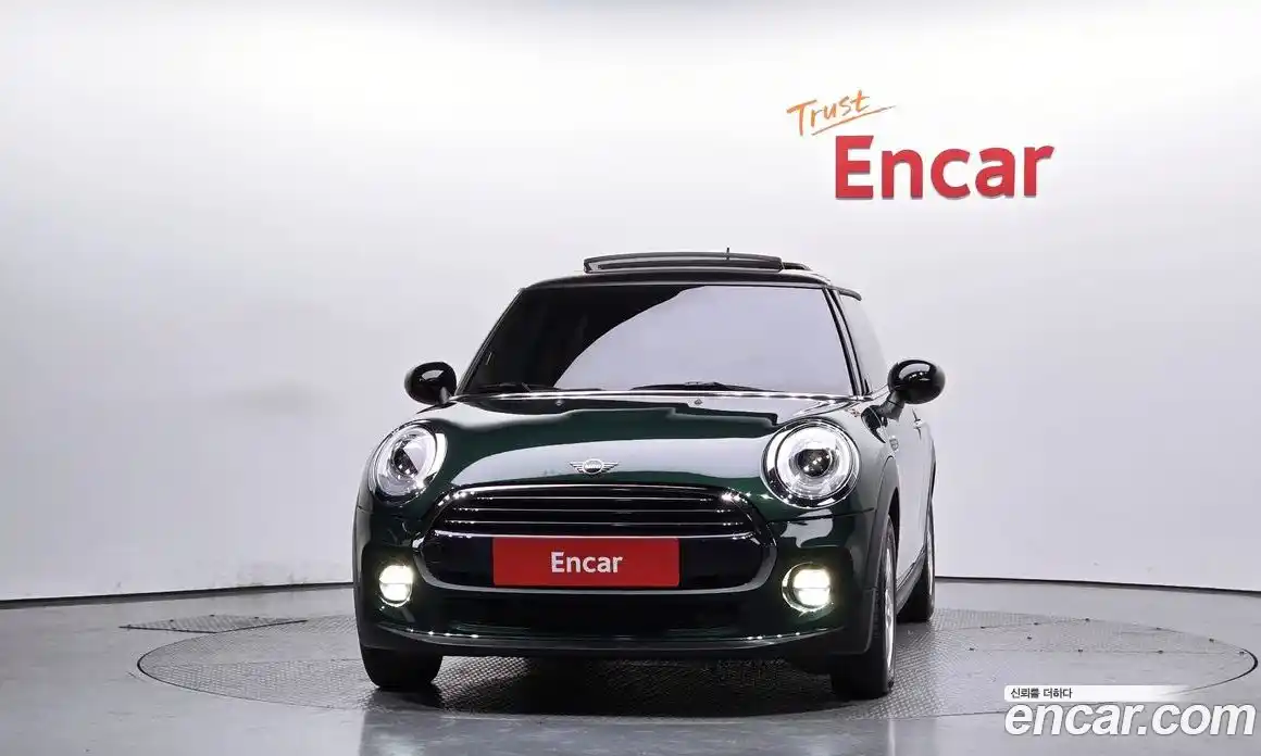 Mini Cooper 2018 1.5 гидро в Москве № 211091, фото 3