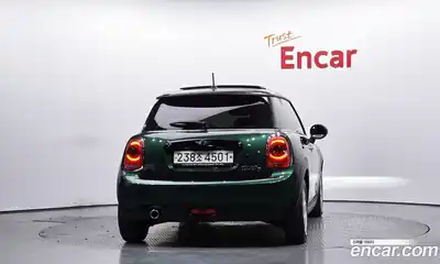 Mini Cooper 2018 1.5 гидро в Москве № 211091, миниатюра 4