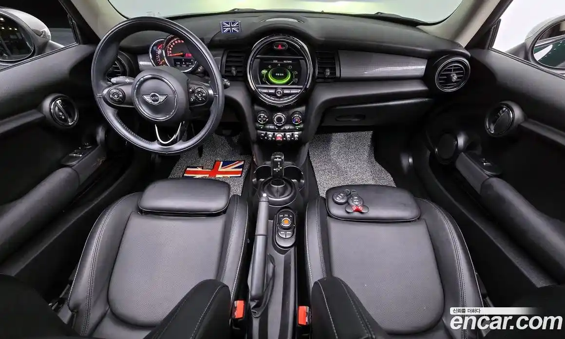 Mini Cooper 2018 1.5 гидро в Москве № 211091, фото 7