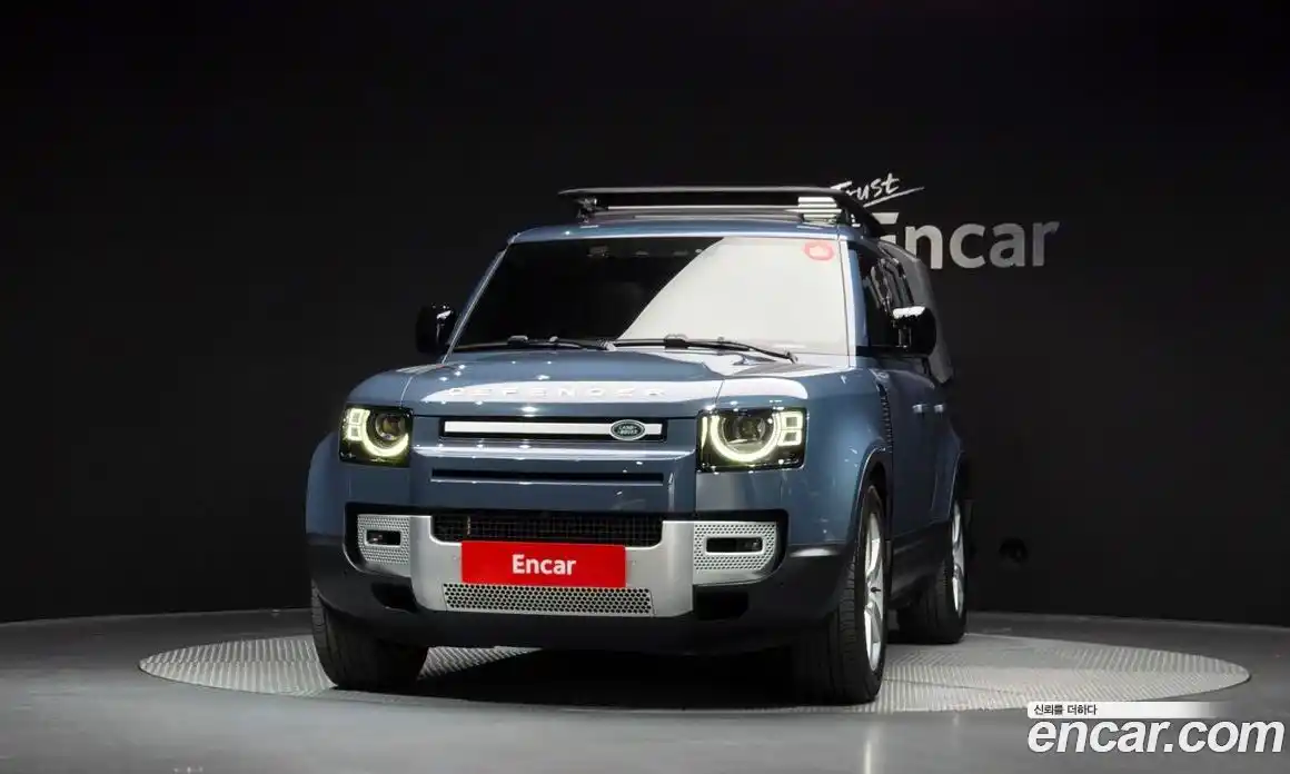 Land Rover Defender 2021 3.0 гидро в Москве № 213349, фото 3