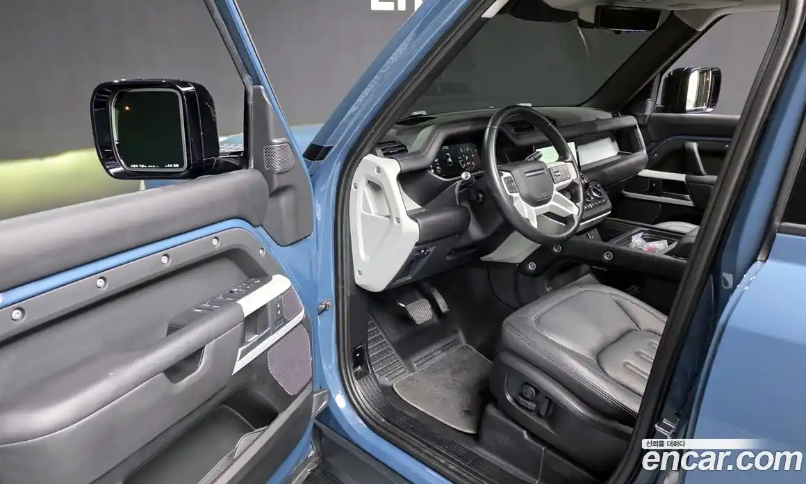 Land Rover Defender 2021 3.0 гидро в Москве № 213349, фото 10