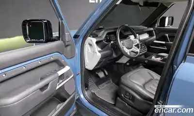 Land Rover Defender 2021 3.0 гидро в Москве № 213349, миниатюра 10