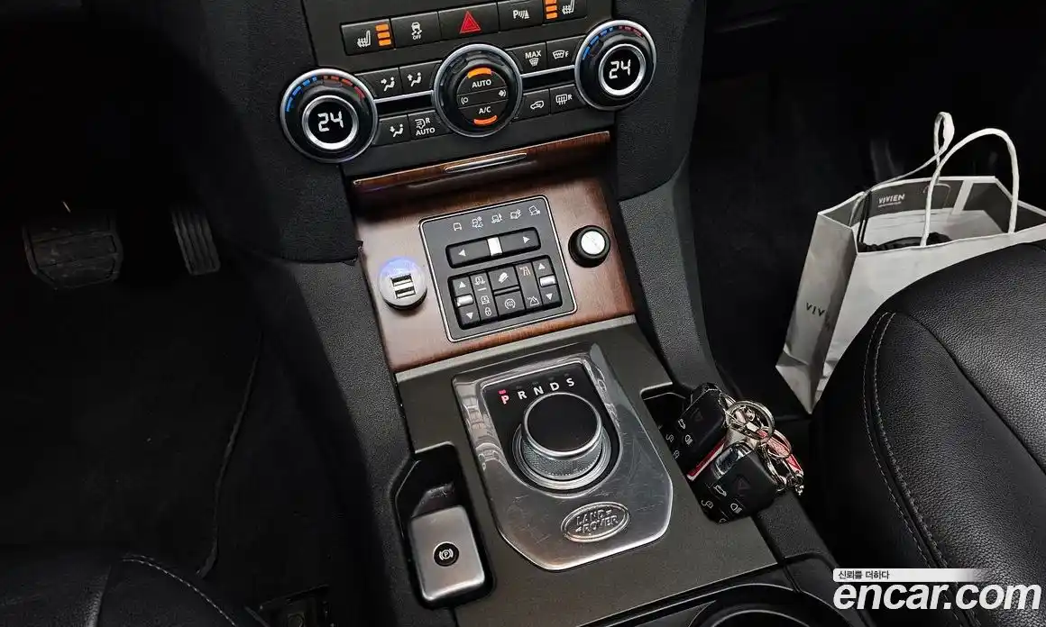 Land Rover Discovery 2016 3.0 гидро в Москве № 213582, фото 9