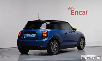 Mini Cooper 2023 гидро в Москве № 214263, миниатюра 2