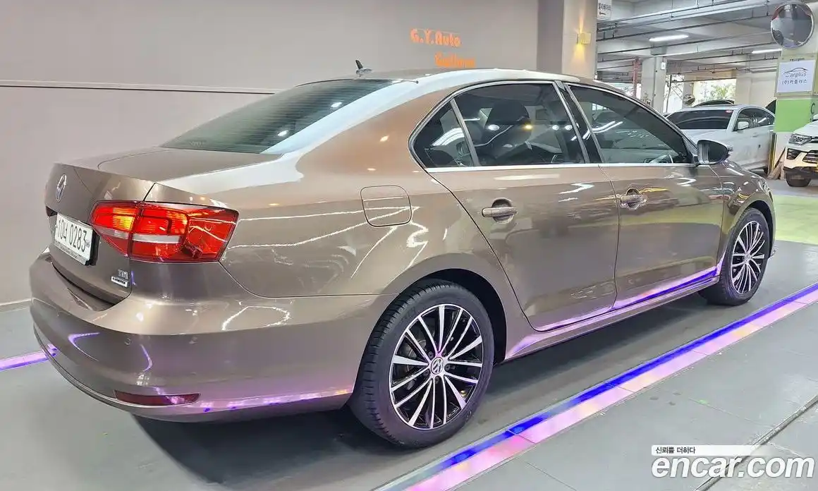 Volkswagen Jetta 2015 2.0 гидро в Москве № 214970, фото 7