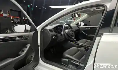 Volkswagen Jetta 2015 2.0 гидро в Москве № 214996, миниатюра 10