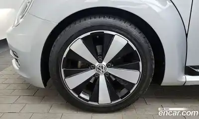 Volkswagen Beatle 2013 2.0 гидро в Москве № 215216, миниатюра 5