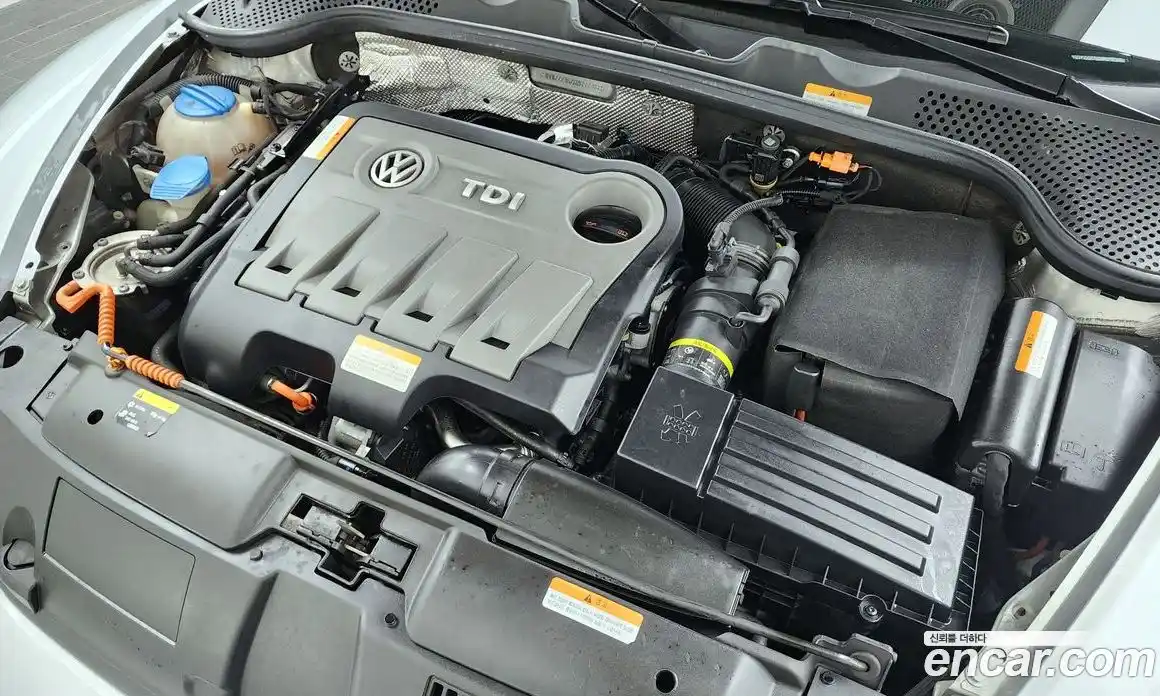 Volkswagen Beatle 2013 2.0 гидро в Москве № 215216, фото 6