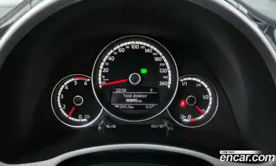 Volkswagen Beatle 2013 2.0 гидро в Москве № 215216, миниатюра 8